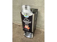 Yoghurt tap - afbeelding 3 van  4