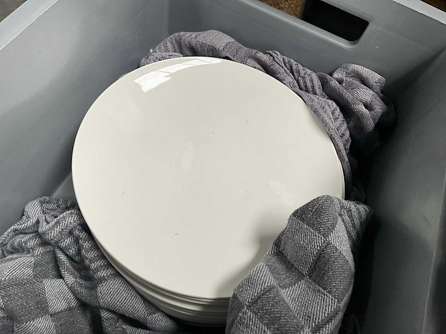 Yong, bauscher, edelweis, serax - crockery - afbeelding 28 van  30