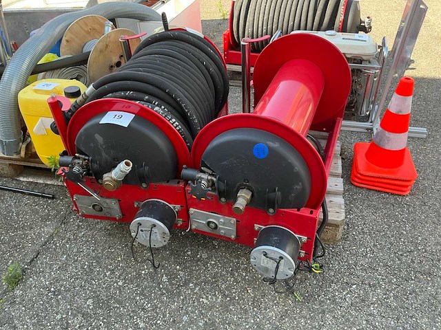 Youldon reels brandslanghaspel (2x) - afbeelding 1 van  6
