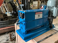 Yumo draadstripmachine - afbeelding 6 van  7