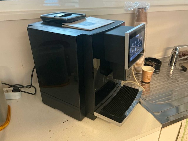 Yunio espressomachine yunio en tafelfrigo - afbeelding 7 van  10