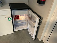 Yunio espressomachine yunio en tafelfrigo - afbeelding 9 van  10