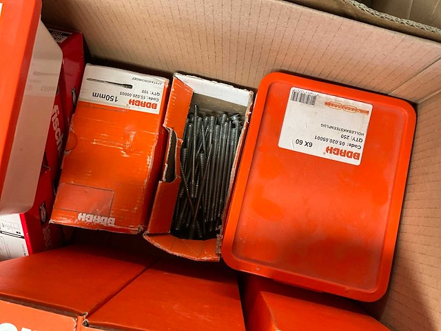 Zaagbladen en bevestigingsmaterialen - afbeelding 13 van  20