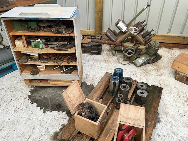 Zaagbladen en freeskoppen (60x) - afbeelding 1 van  24