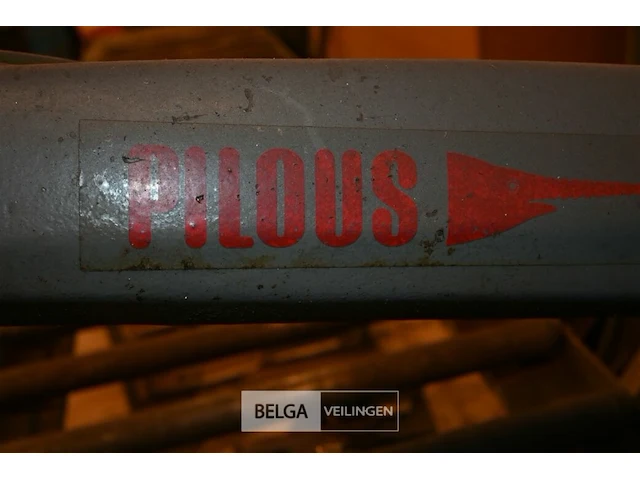 Zaagmachine pilous - afbeelding 12 van  13