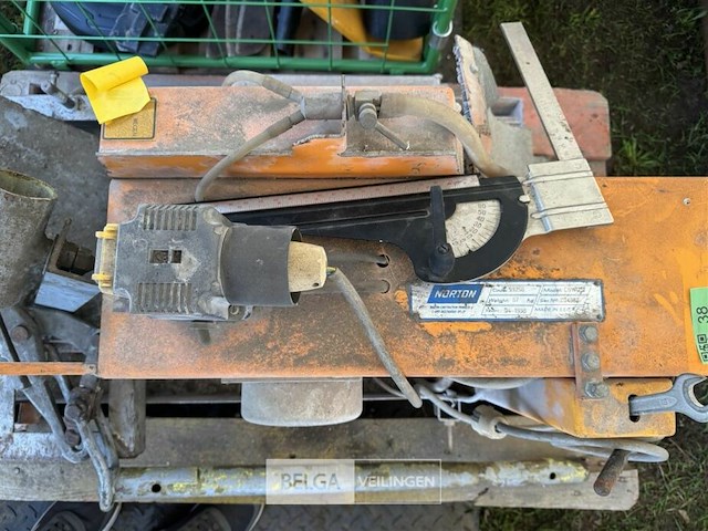 Zaagmachine - afbeelding 6 van  9