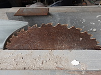 Zaagtafel akita - afbeelding 5 van  6