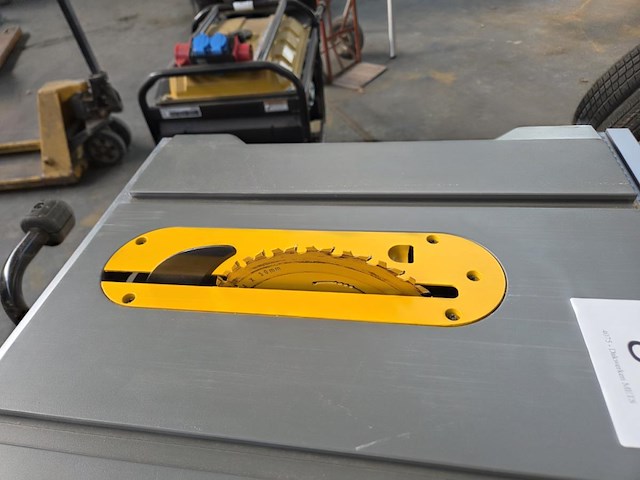 Zaagtafel dewalt de 7400 - afbeelding 9 van  13