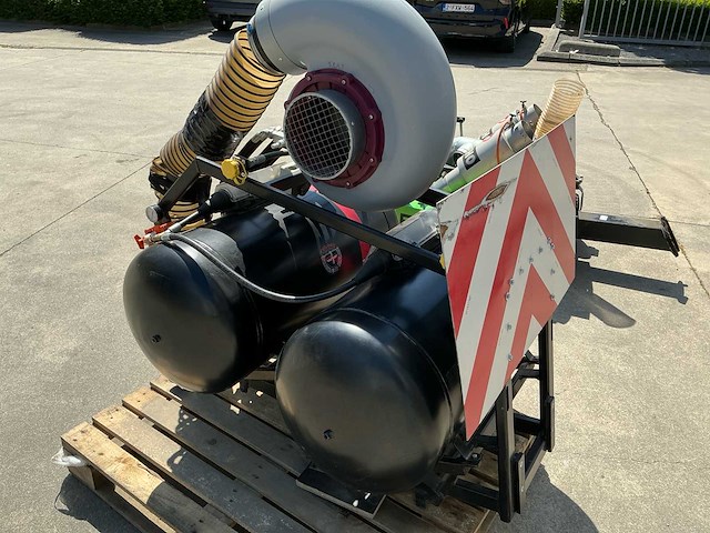 Zacho ukb 1000 onkruidbrander 2014 - afbeelding 15 van  15