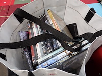 Zak dvd's +30 - afbeelding 1 van  1