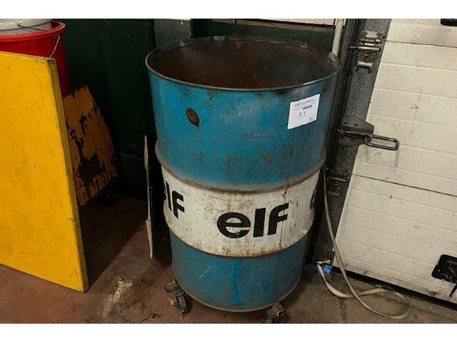 Zak met zaagsel in kar - afbeelding 4 van  5