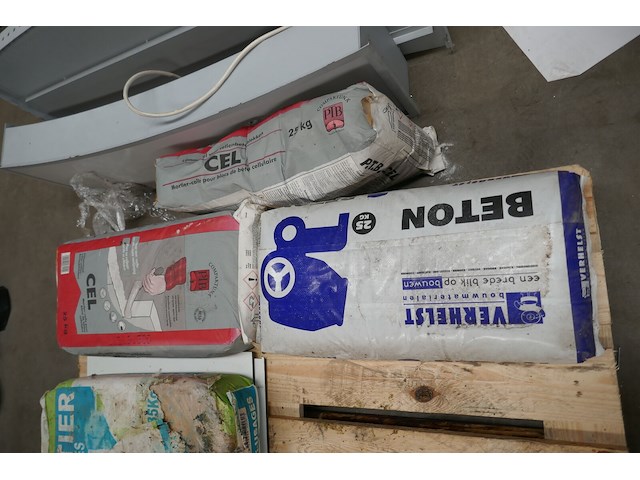 Zakken beton en mortel - afbeelding 2 van  3