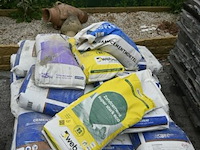 Zakken cement (±26) - afbeelding 1 van  1
