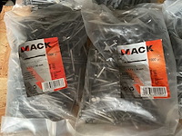 Zakken met nagels en pluggen - afbeelding 6 van  9