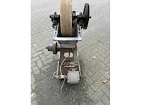 Zandmolenslijpsteen - elektrisch - drill - afbeelding 1 van  3