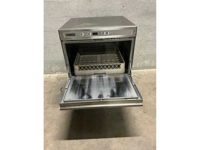 Zanussi - nuc1 - korvenvaatwasmachine - afbeelding 5 van  6