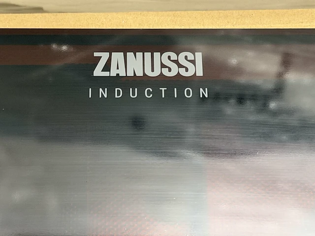Zanussi inductie kookplaat - afbeelding 3 van  6