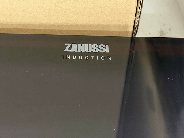 Zanussi inductiekookplaat - afbeelding 3 van  5