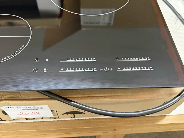 Zanussi inductiekookplaat - afbeelding 2 van  5