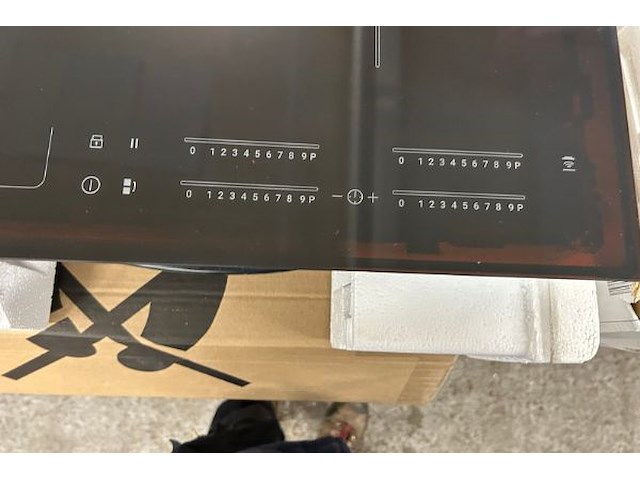Zanussi inductiekookplaat - afbeelding 3 van  8