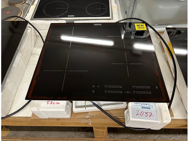 Zanussi inductiekookplaat - afbeelding 1 van  7