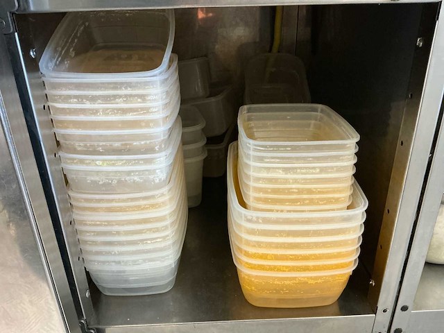 Zanussi inox keuken - afbeelding 19 van  35