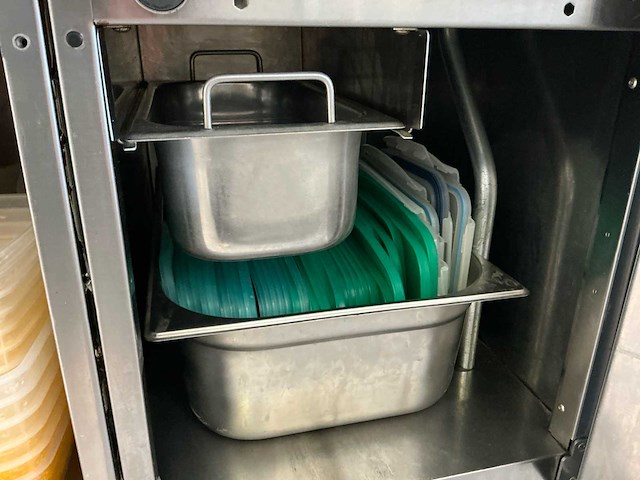 Zanussi inox keuken - afbeelding 20 van  35