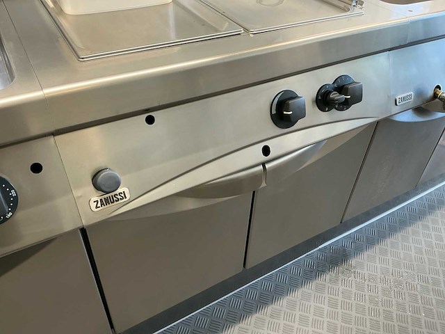 Zanussi inox keuken - afbeelding 32 van  35