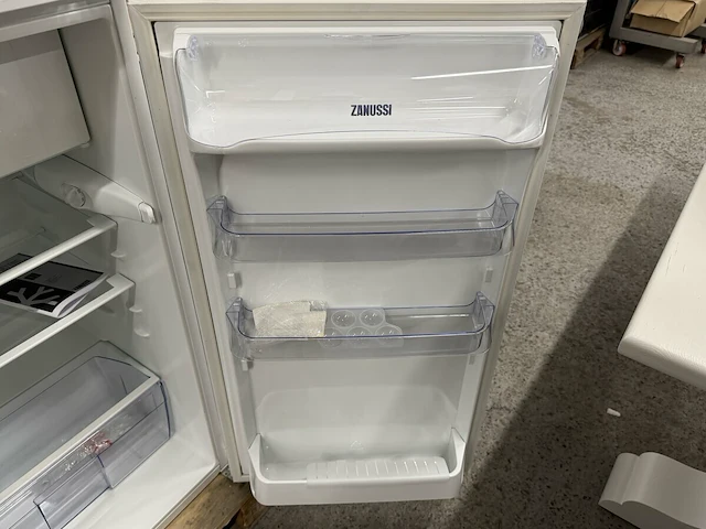 Zanussi koelkast met vriesvak, 103 cm hoog - afbeelding 7 van  9