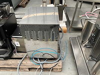 Zanussi korvenvaatwasmachine - afbeelding 2 van  2