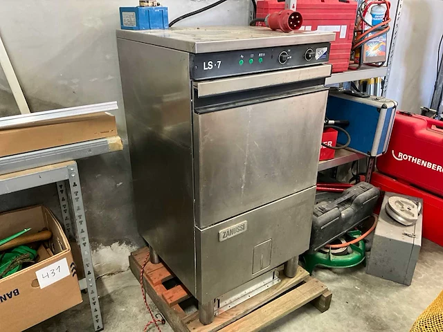 Zanussi ls-7 korvenvaatwasmachine - afbeelding 1 van  7