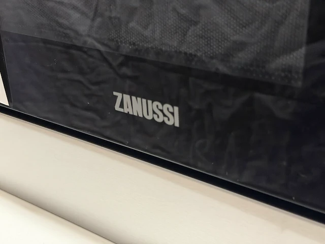 Zanussi microgolf, 46 cm hoog - afbeelding 3 van  6