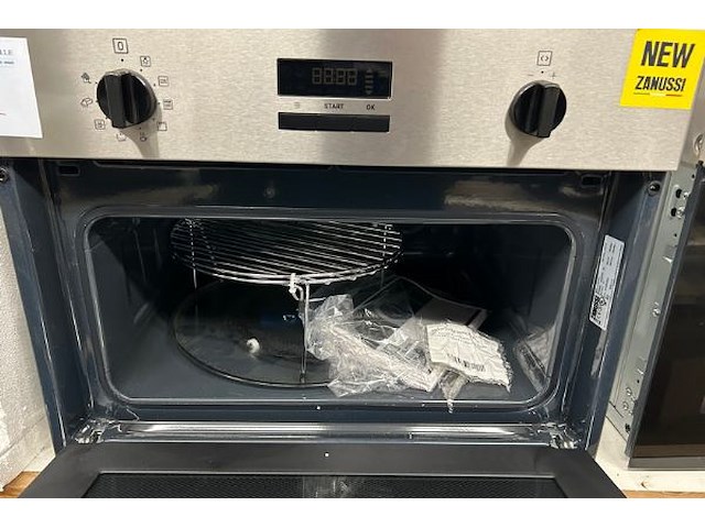 Zanussi microgolf met grillfunctie - afbeelding 5 van  8