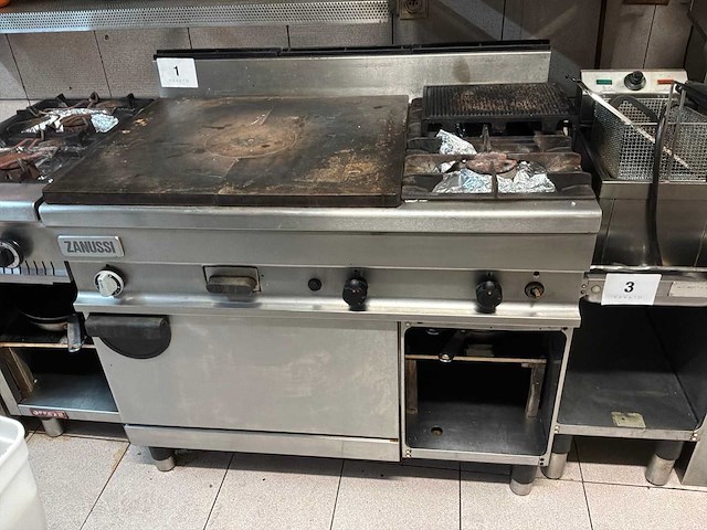Zanussi rvs 4-pits gasfornuis - afbeelding 1 van  5