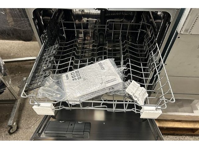 Zanussi vaatwas + bestekmand - afbeelding 4 van  10