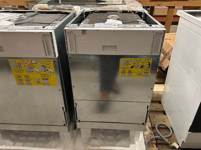 Zanussi vaatwas + bestekmand - afbeelding 1 van  9