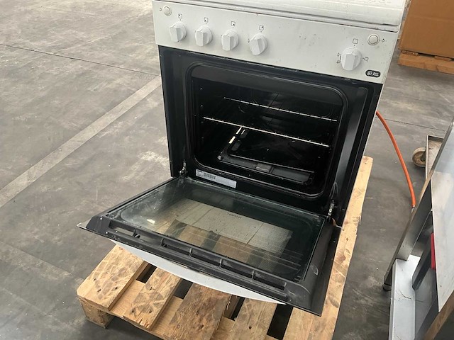 Zanussi zcg61031wa 4-pits gasfornuis - afbeelding 3 van  7
