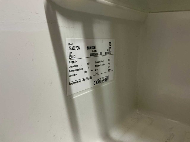 Zanussi zra627cw koelkast en vrieskast - afbeelding 4 van  5