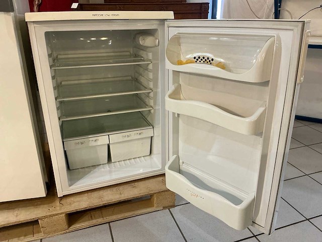 Zanussi zt165rm koelkast - afbeelding 3 van  5