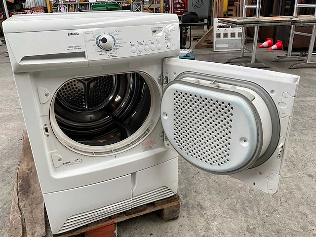 Zanussi zte285 droogkast - afbeelding 4 van  5