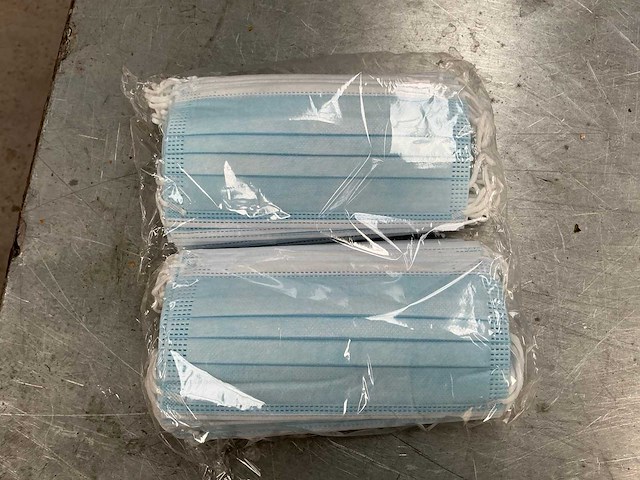 Zarena iir mondmaskers (2400x) - afbeelding 2 van  5