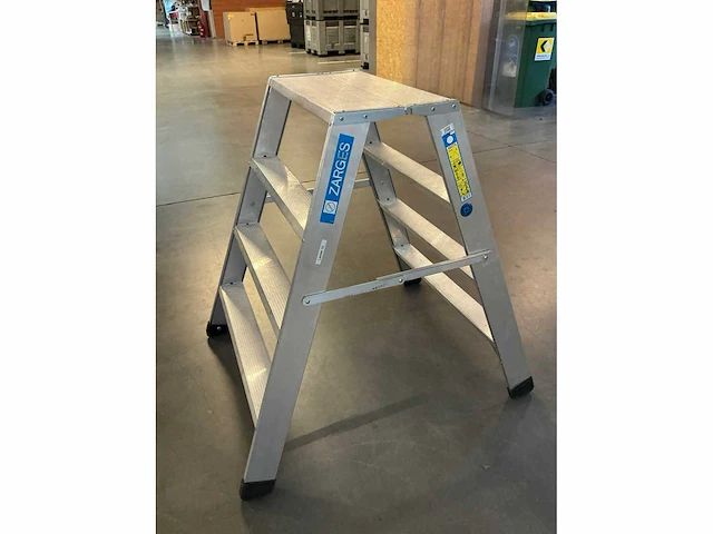 Zarges z500 trap - afbeelding 1 van  3