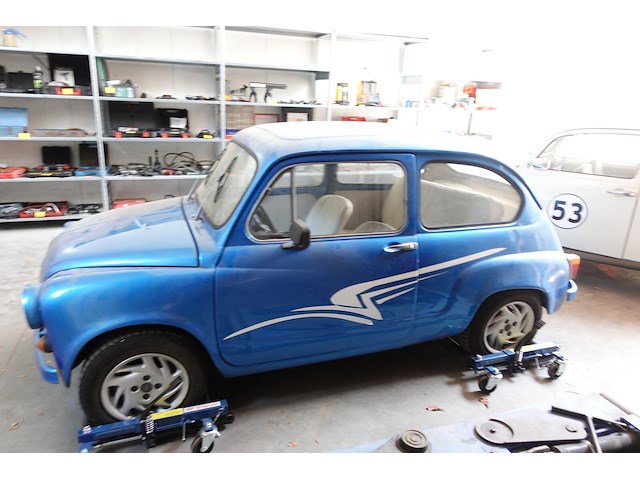 Zastrava 750 le - afbeelding 1 van  9