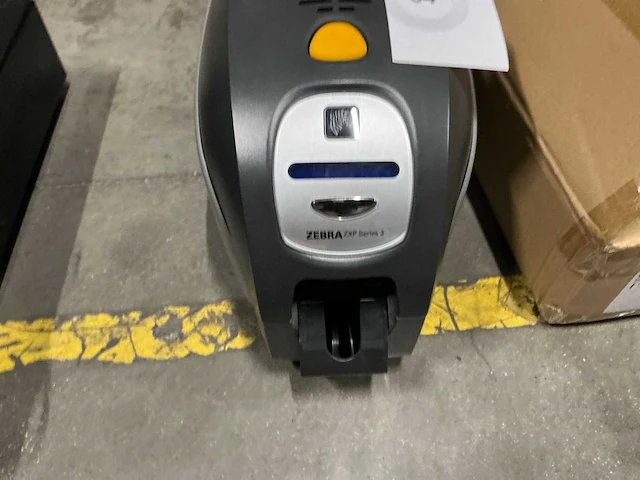 Zebra zxp series 3 kaartprinter - afbeelding 2 van  4