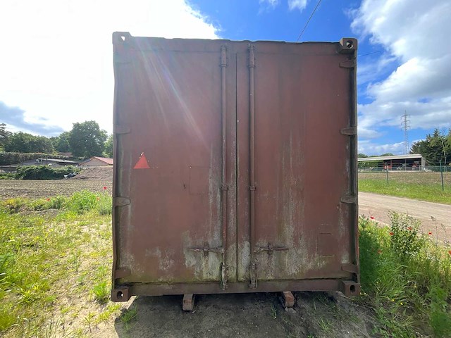 Zeecontainer / paardenstal - afbeelding 14 van  16
