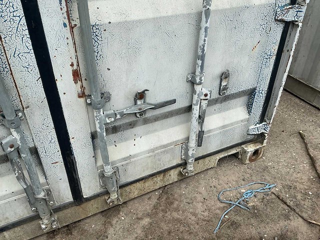 Zeecontainer / werfcontainer 20ft - afbeelding 9 van  12