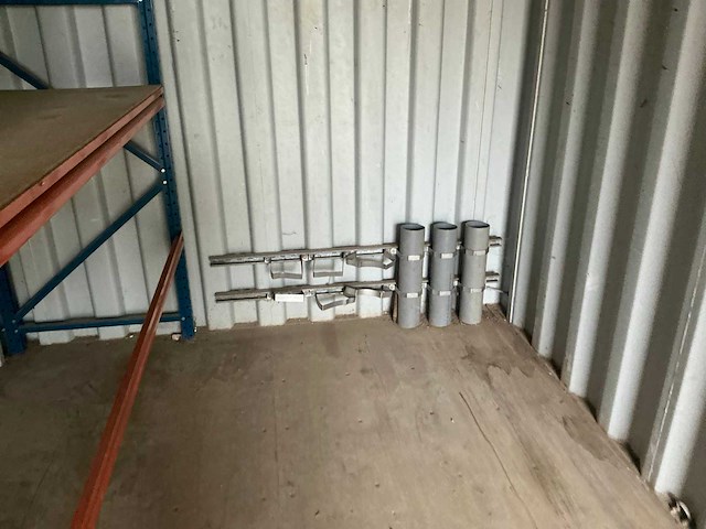 Zeecontainer / werfcontainer 20ft - afbeelding 12 van  12