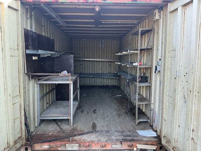 Zeecontainer / werfcontainer 20ft - afbeelding 10 van  13
