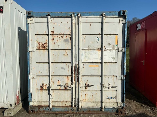 Zeecontainer / werfcontainer 20ft - afbeelding 8 van  15