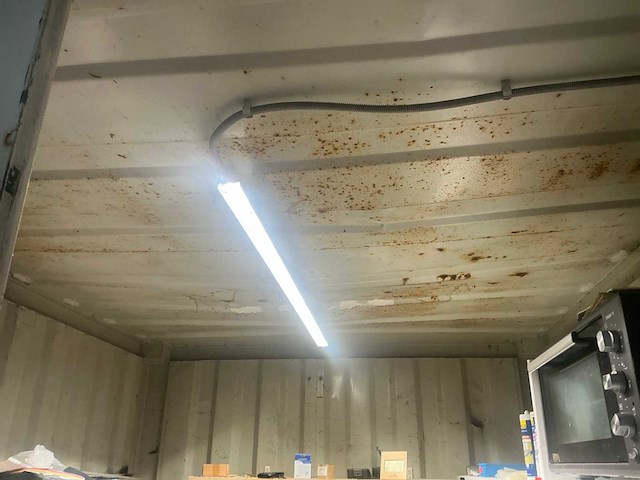 Zeecontainer - afbeelding 6 van  6